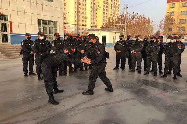 全警实战大练兵丨阿图什公安特警燃爆这个春 新闻-图片-新疆平安网