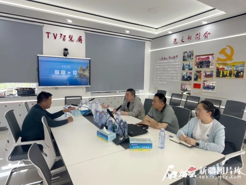 新疆开展第五个“民法典宣传月”活动掠影