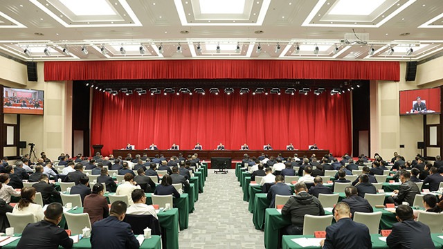陈小江在全区群众身边不正之风和腐败问题集中整治...