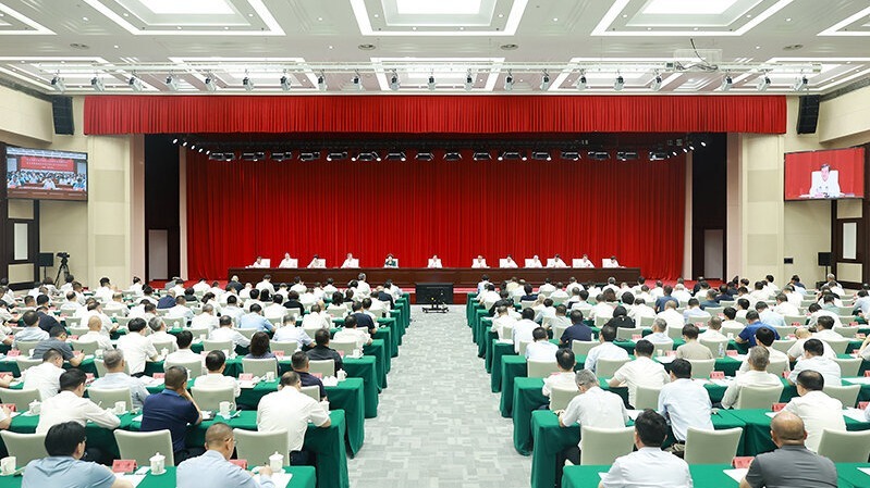 陈小江在自治区树立和践行正确政绩观学习教育警示...